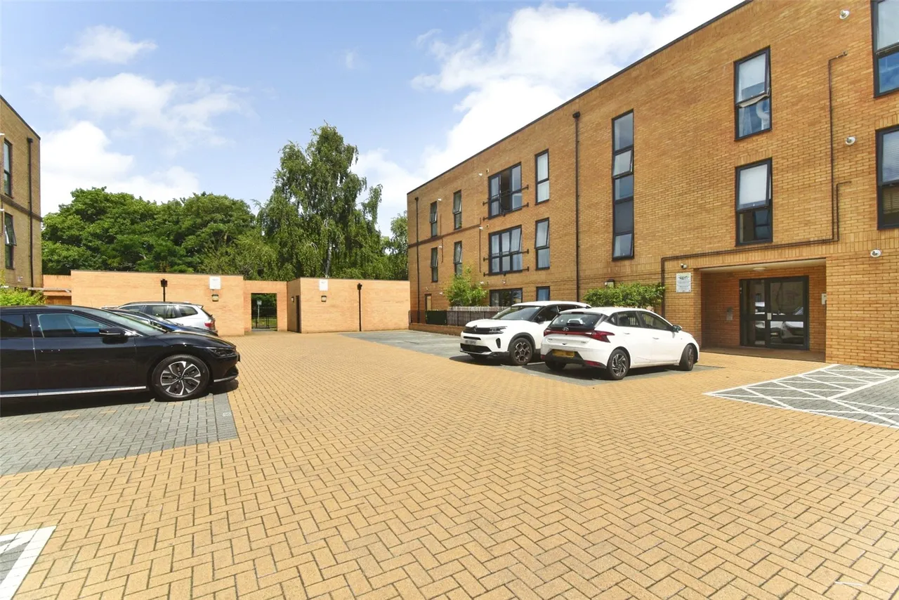 Exchange Close, Aldershot, Hampshire, GU11 2FD, photo 17