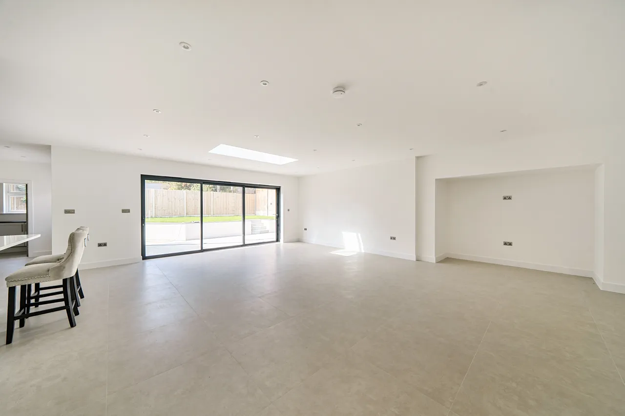 Highview Avenue, Edgware, HA8, photo 12