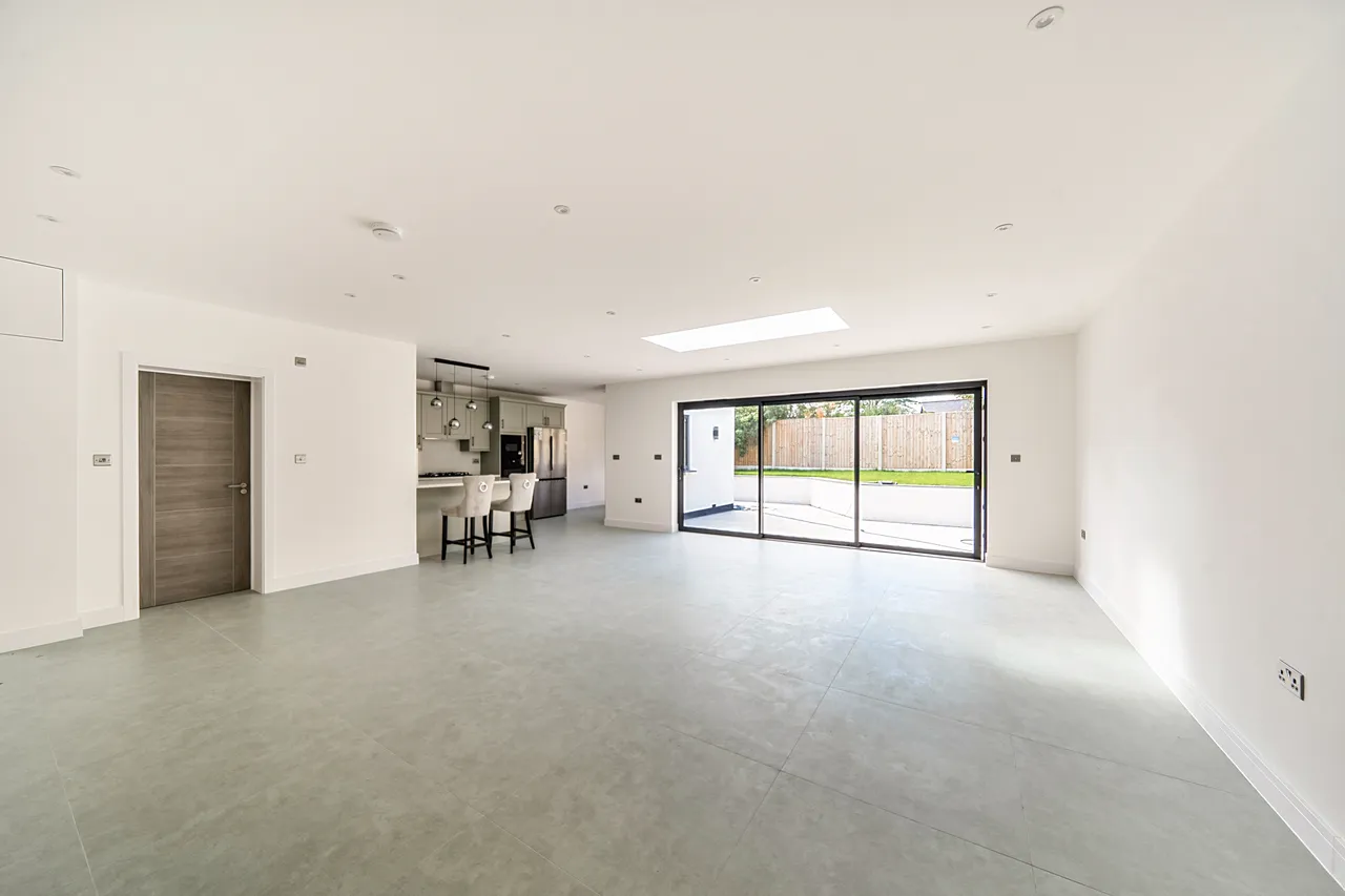 Highview Avenue, Edgware, HA8, photo 5