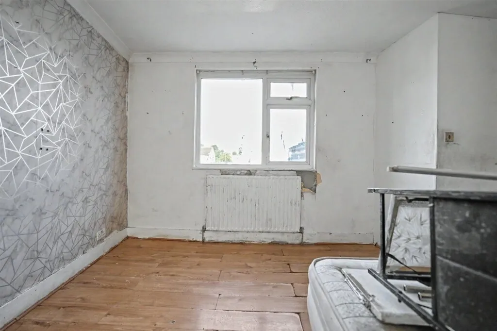 Church Road, Swanscombe, DA10, photo 14