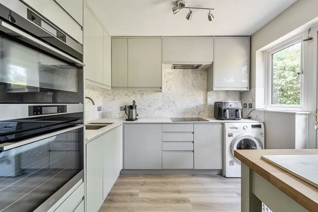 Aintree Close, Bletchley, Milton Keynes, Buckinghamshire, MK3 5LP, photo 3