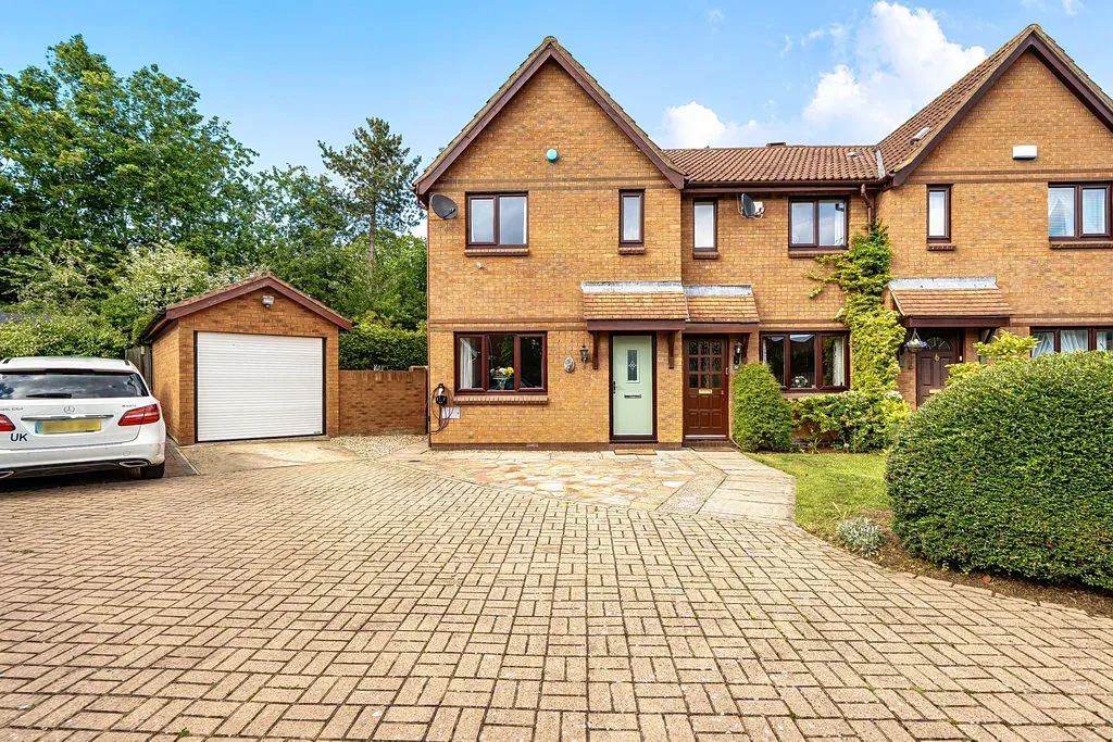 Aintree Close, Bletchley, Milton Keynes, Buckinghamshire, MK3 5LP, photo 16