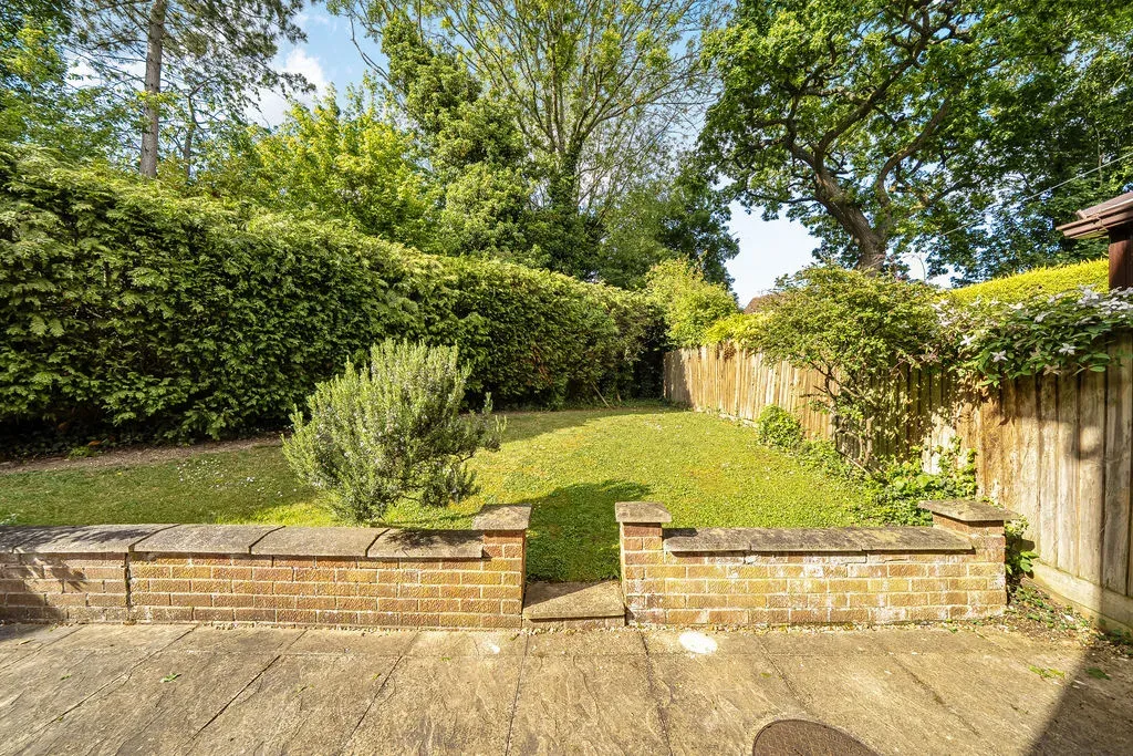 Aintree Close, Bletchley, Milton Keynes, Buckinghamshire, MK3 5LP, photo 5