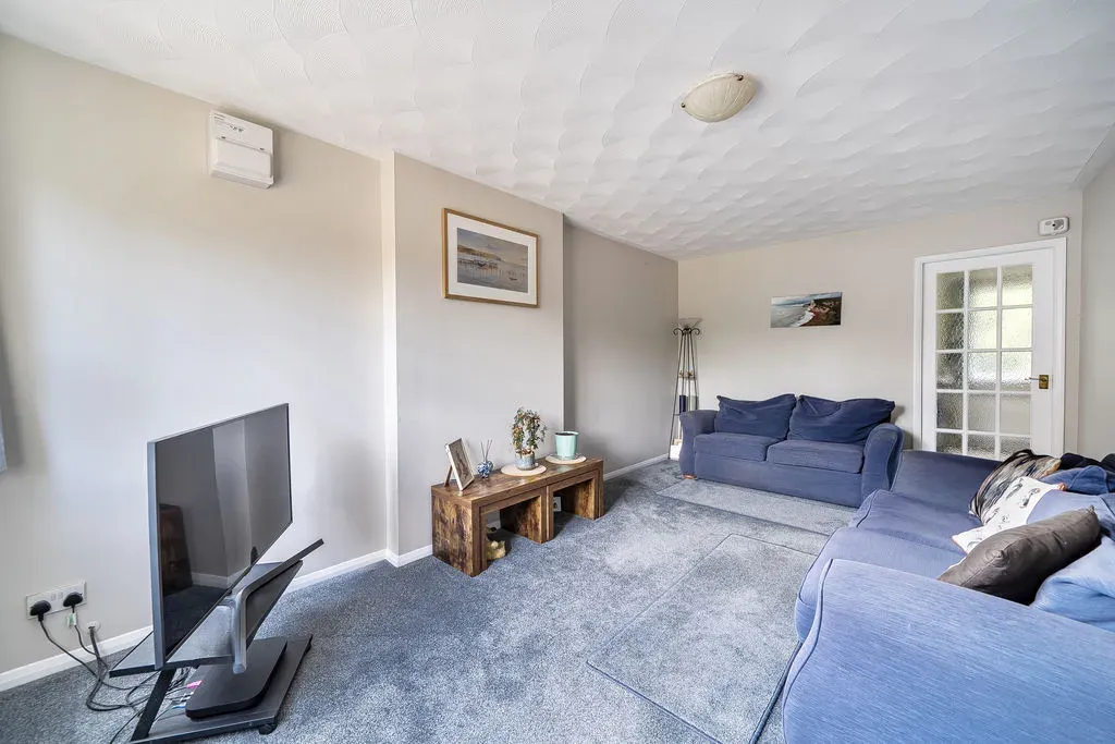 Aintree Close, Bletchley, Milton Keynes, Buckinghamshire, MK3 5LP, photo 9