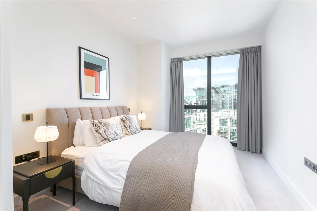 Nine Elms Lane, Nine Elms, SW8, photo 9
