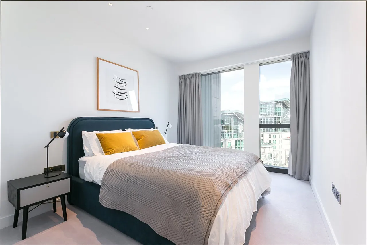 Nine Elms Lane, Nine Elms, SW8, photo 13