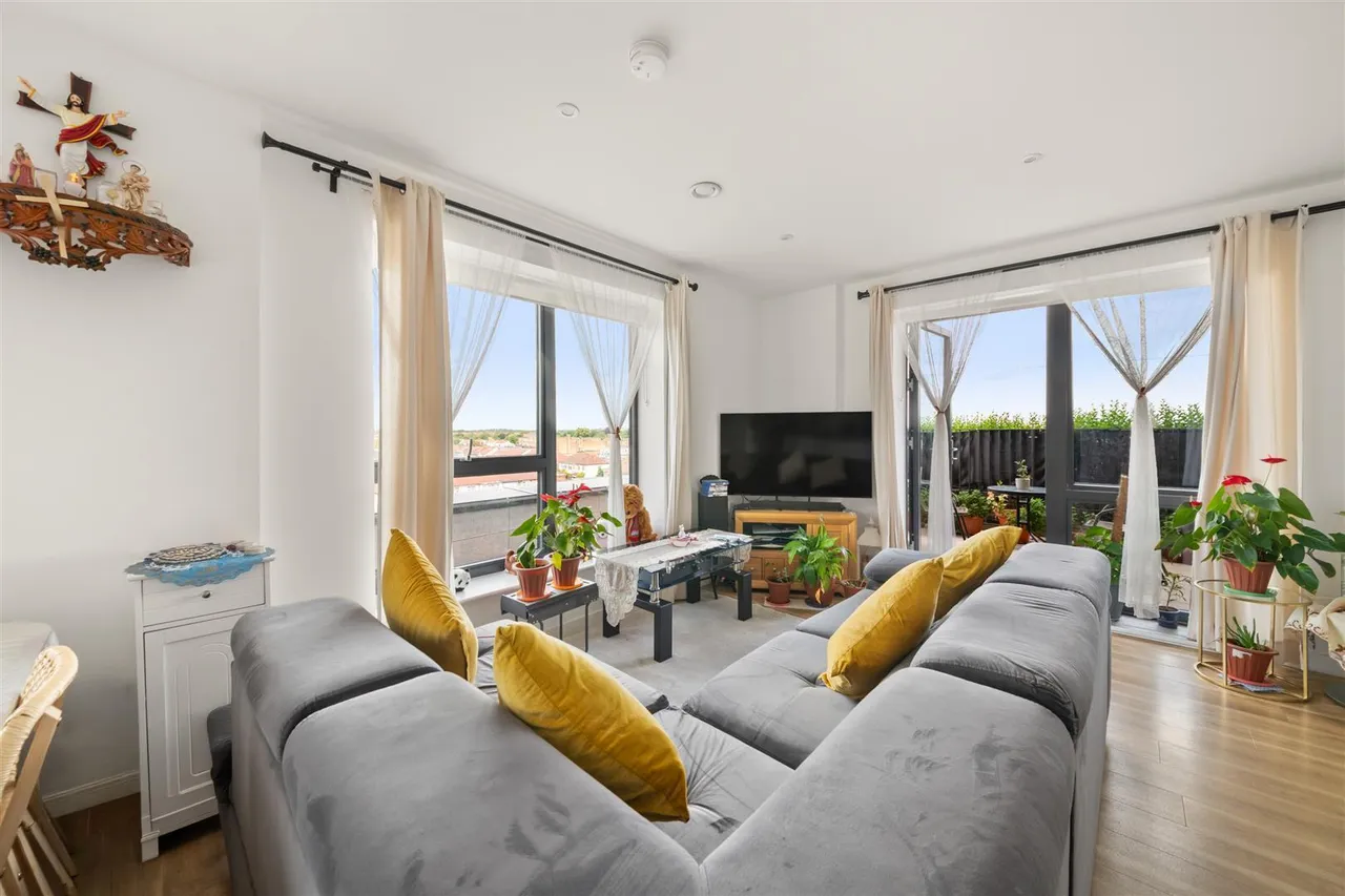 Earl Haig Close, Hounslow, photo 3