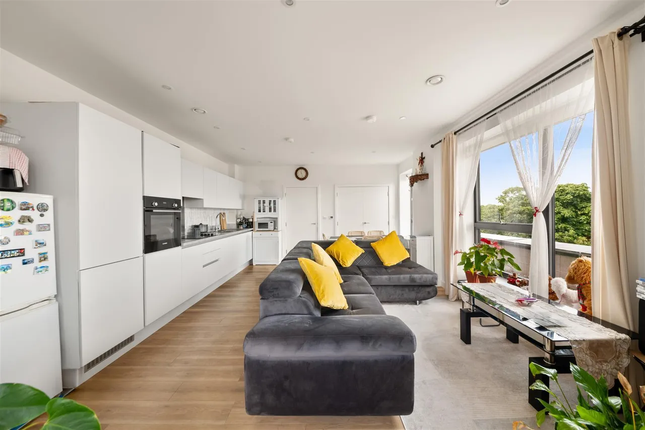Earl Haig Close, Hounslow, photo 2