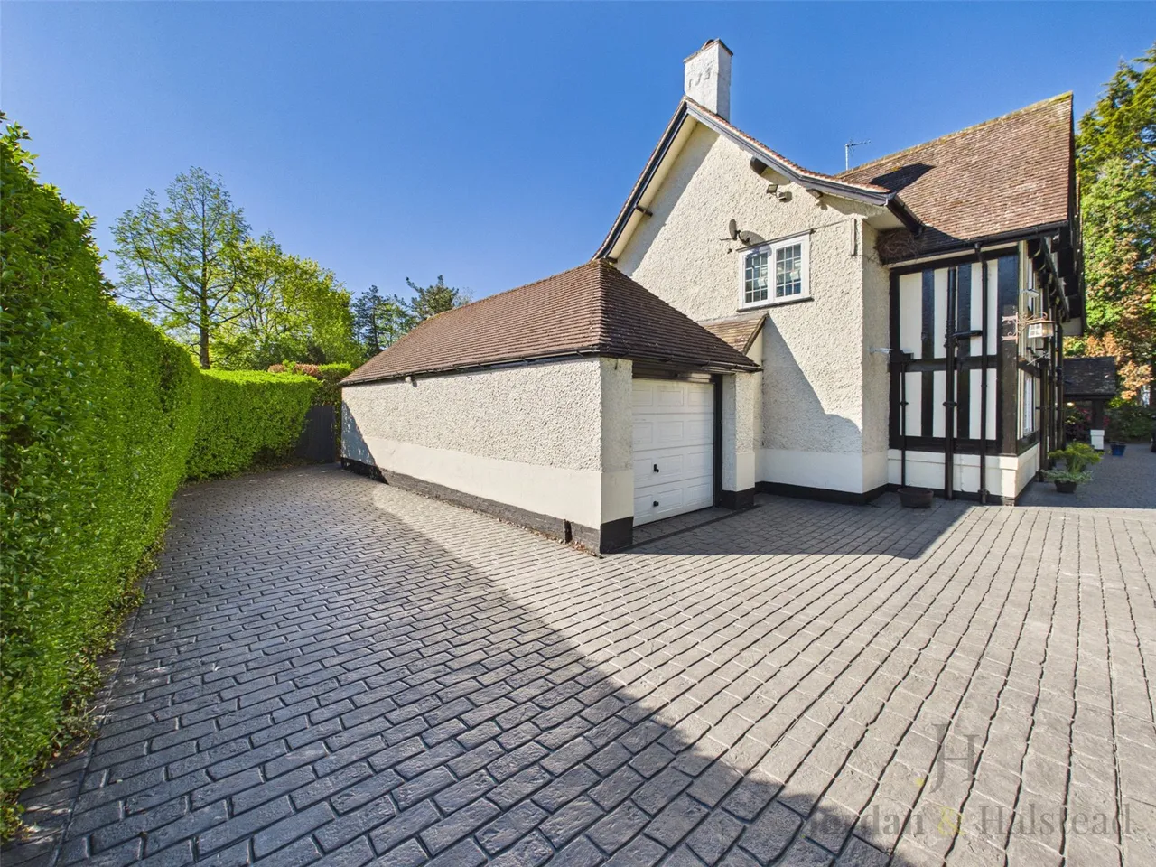 Adlington Road, Wilmslow, Cheshire, SK9 2BN, photo 31