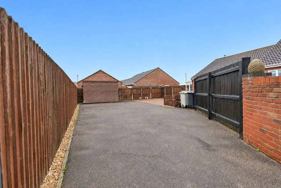 Barton Close, Trusthorpe, LN12, photo 22