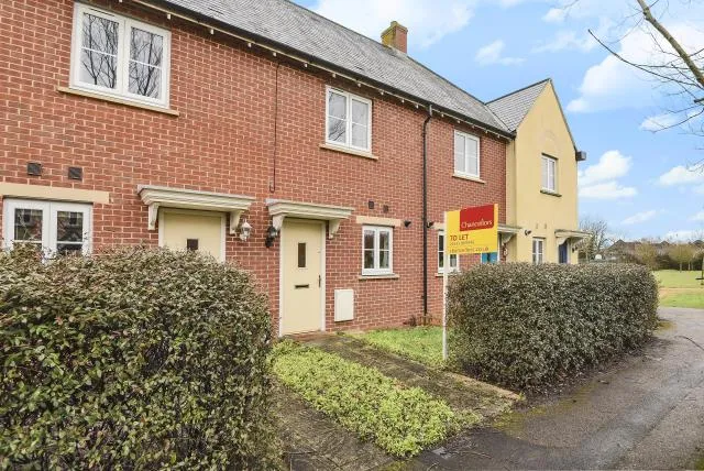 2 bed house to rent, Fallows Road, Padworth, RG7