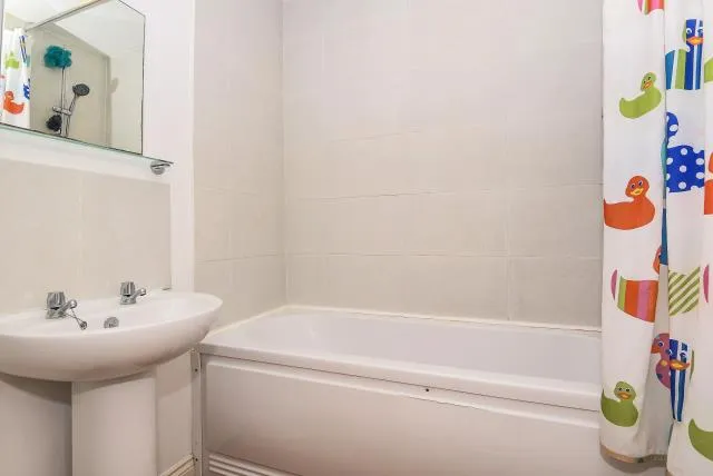 Fallows Road, Padworth, RG7, photo 9