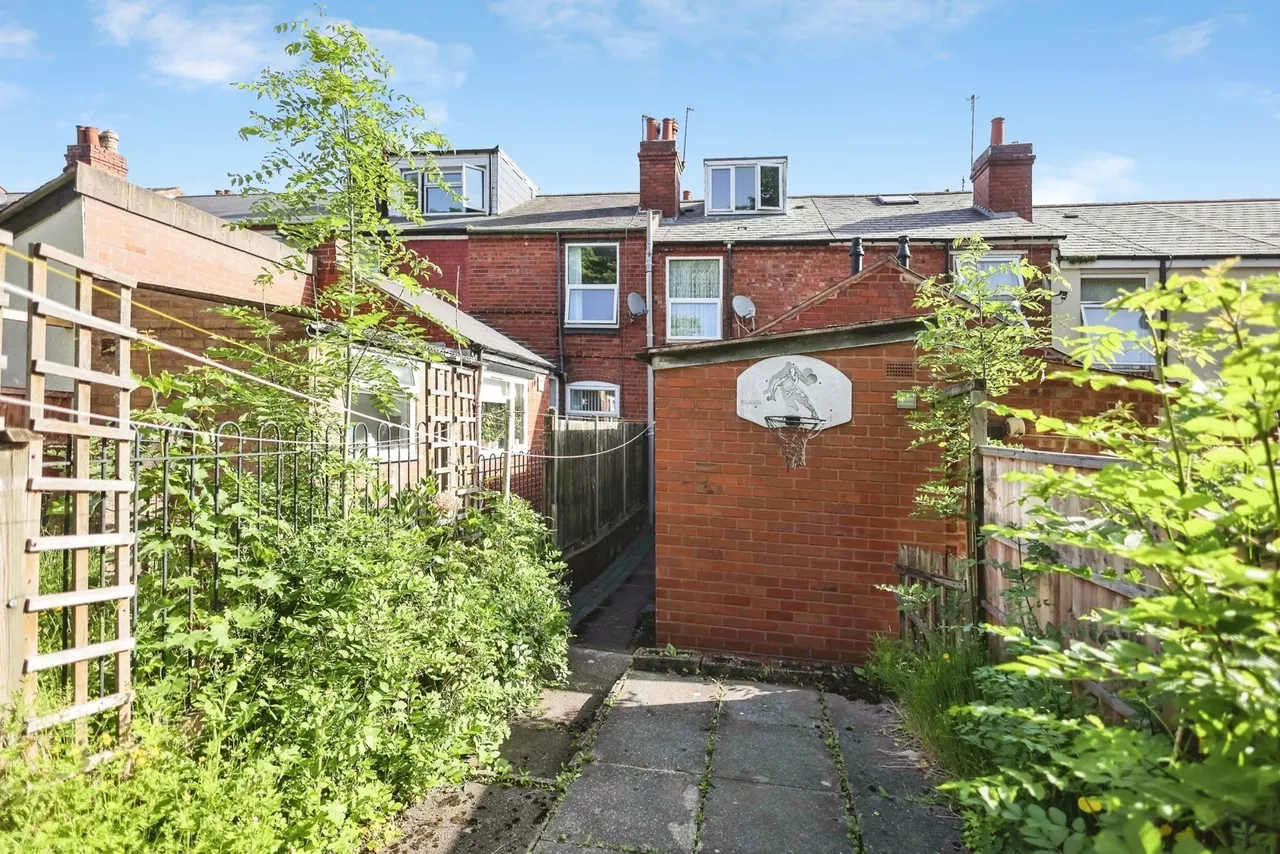 Oakwood Road, Smethwick, B67, photo 14