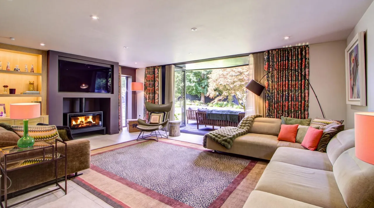 Middle Drive, Woolsington, NE13, photo 16