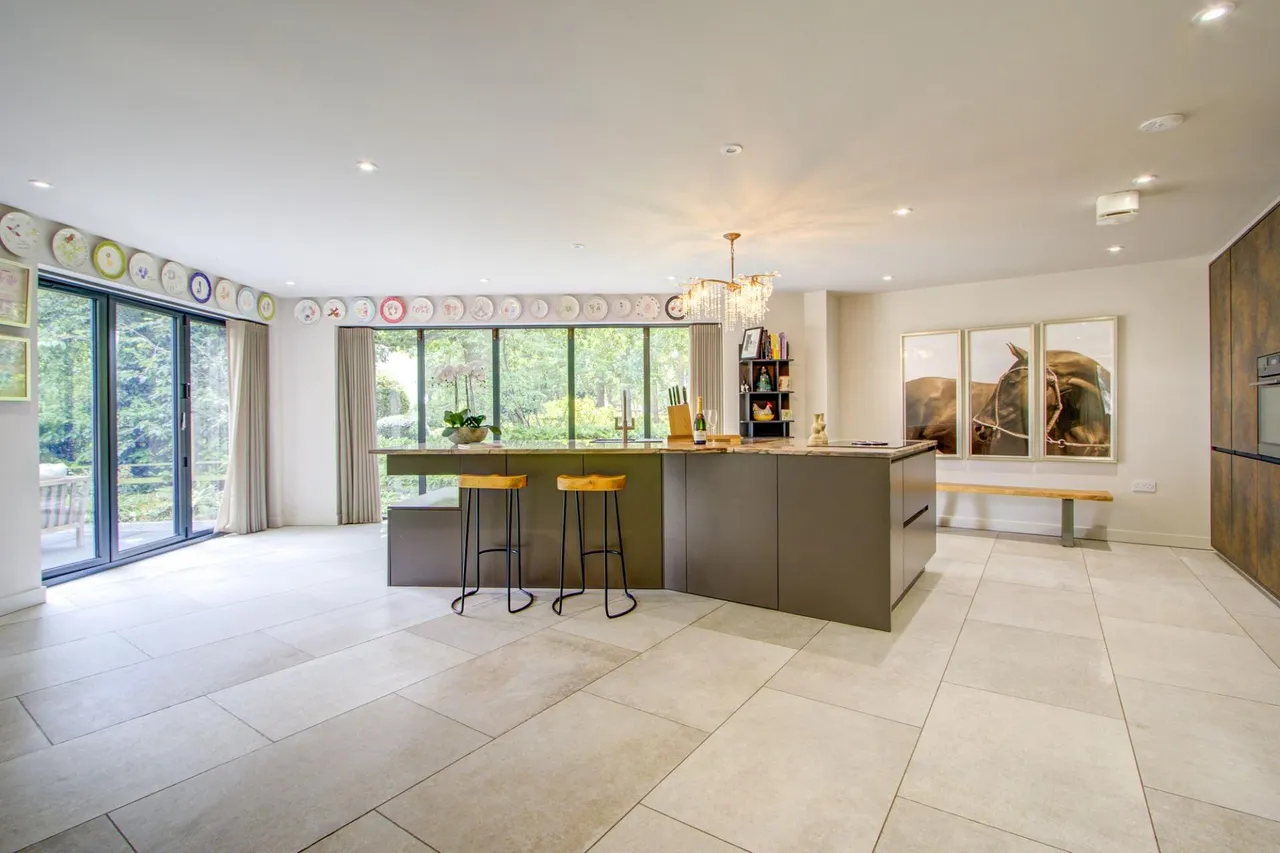 Middle Drive, Woolsington, NE13, photo 10