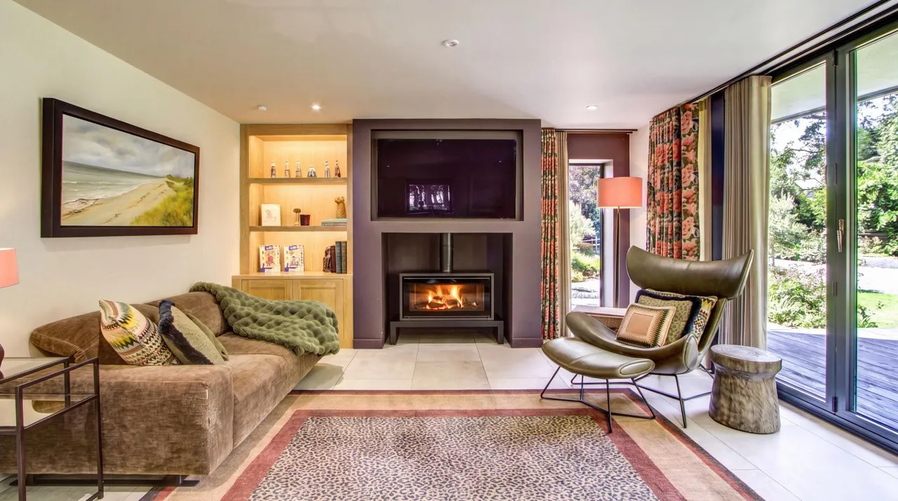 Middle Drive, Woolsington, NE13, photo 18