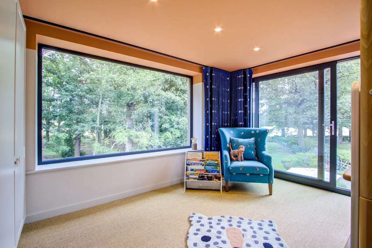 Middle Drive, Woolsington, NE13, photo 37