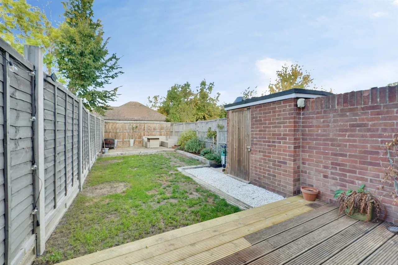 St. Marys Road, Wootton, MK43, photo 14