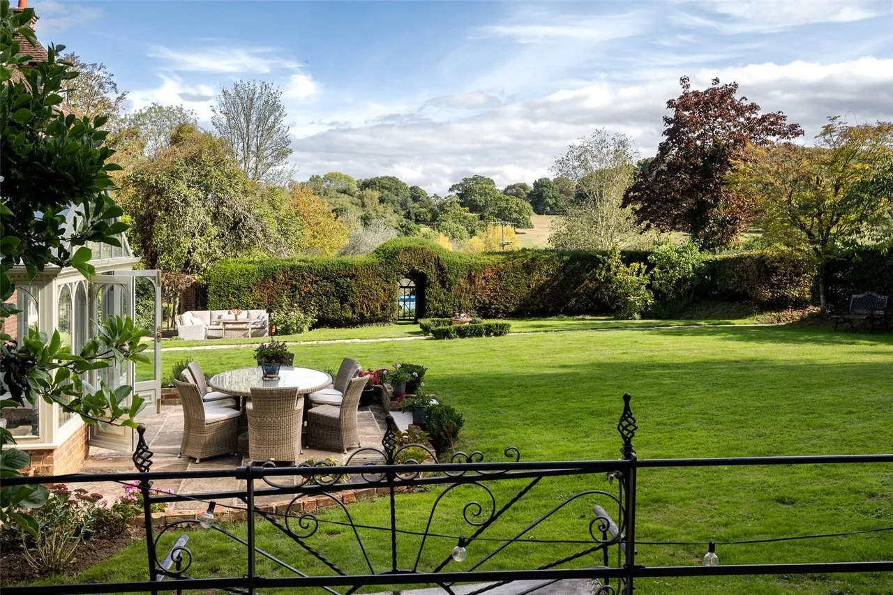 Brickyard Lane, Corfe Mullen, BH21, photo 35