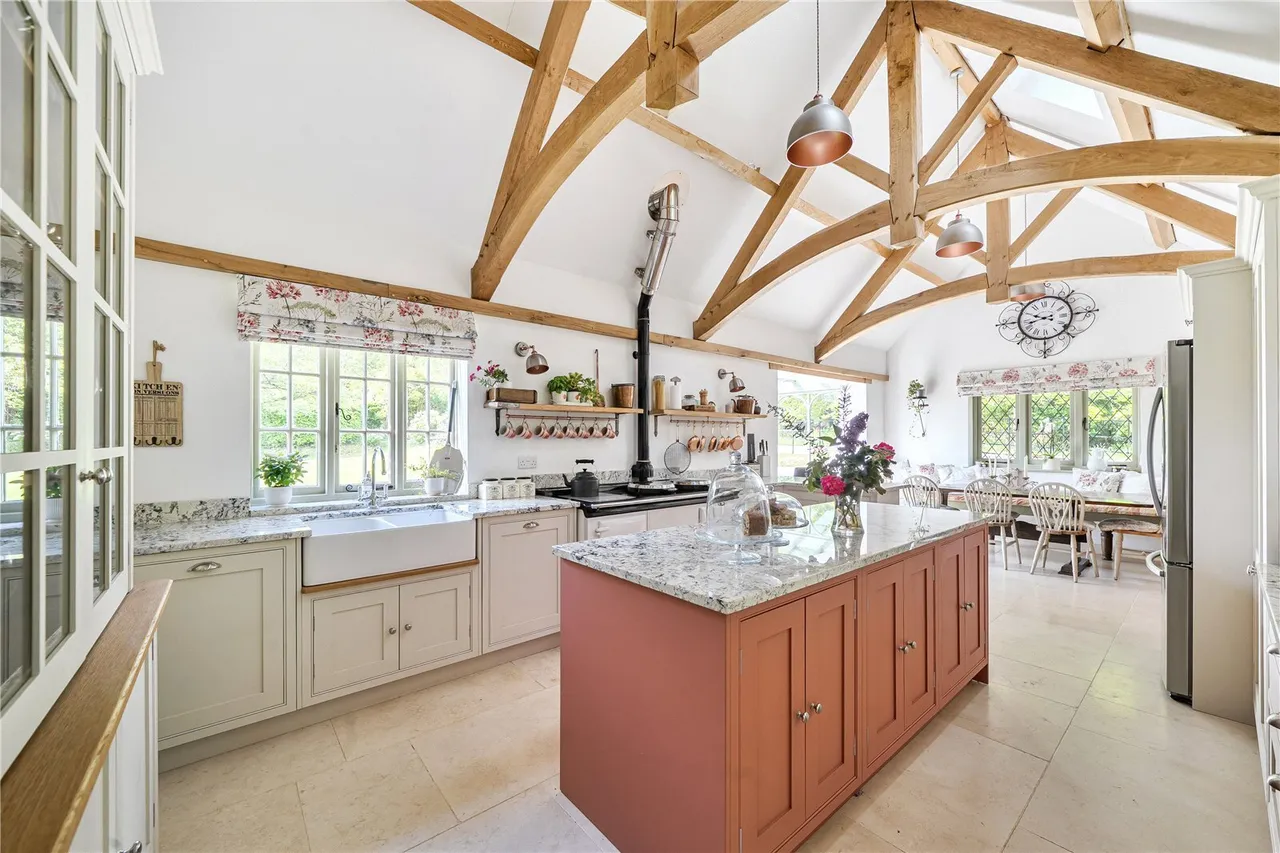 Brickyard Lane, Corfe Mullen, BH21, photo 4