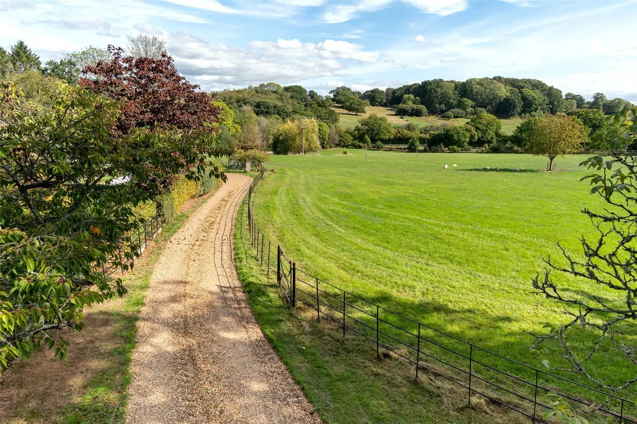 Brickyard Lane, Corfe Mullen, BH21, photo 42