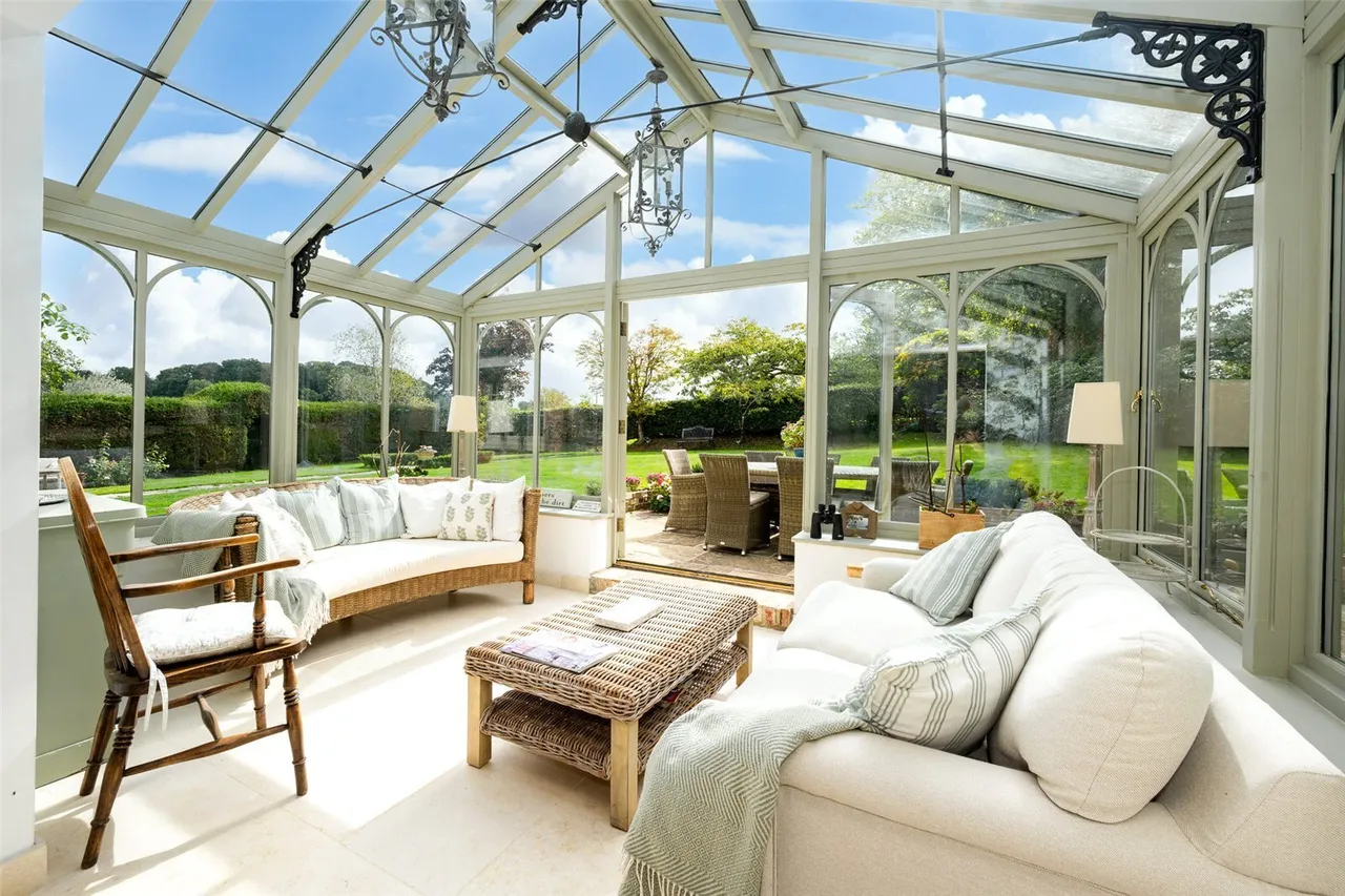Brickyard Lane, Corfe Mullen, BH21, photo 12