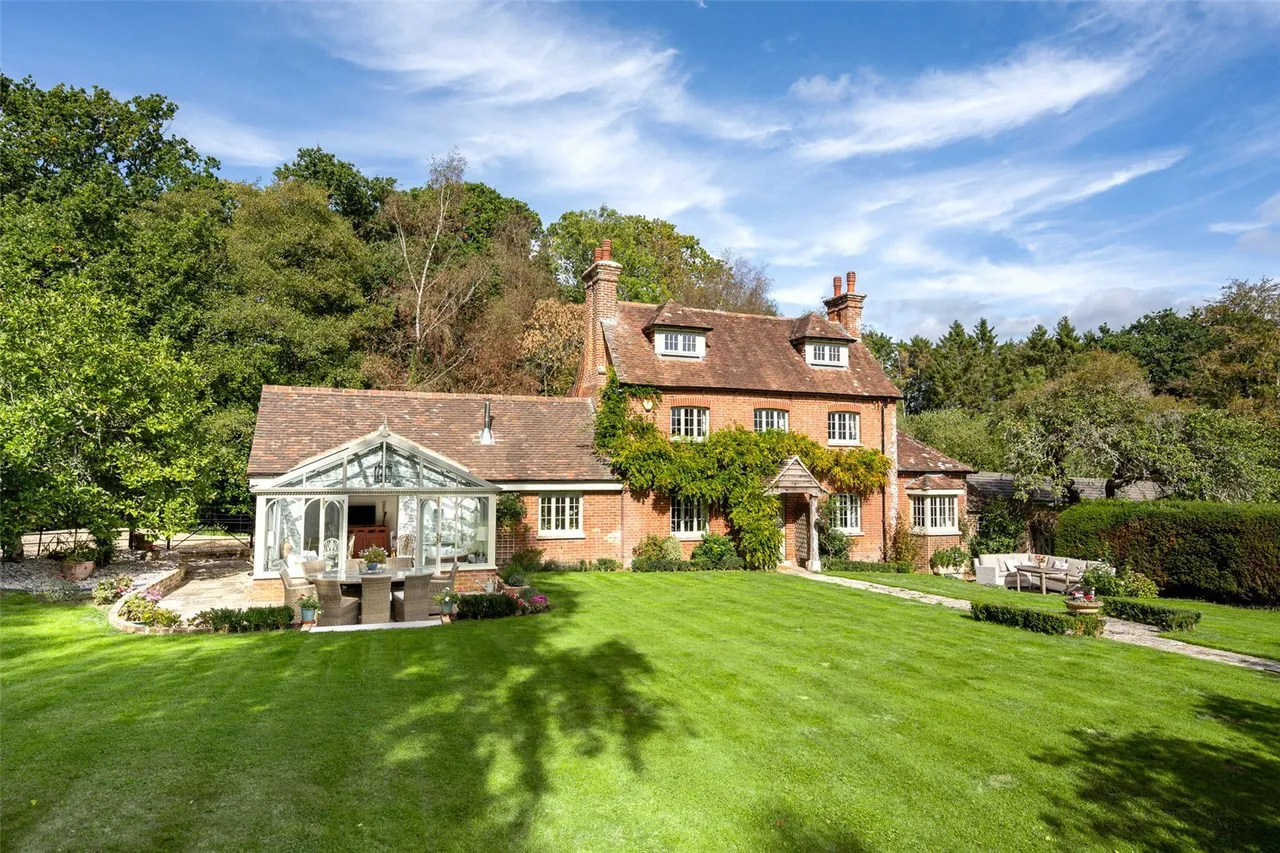 Brickyard Lane, Corfe Mullen, BH21, photo 34