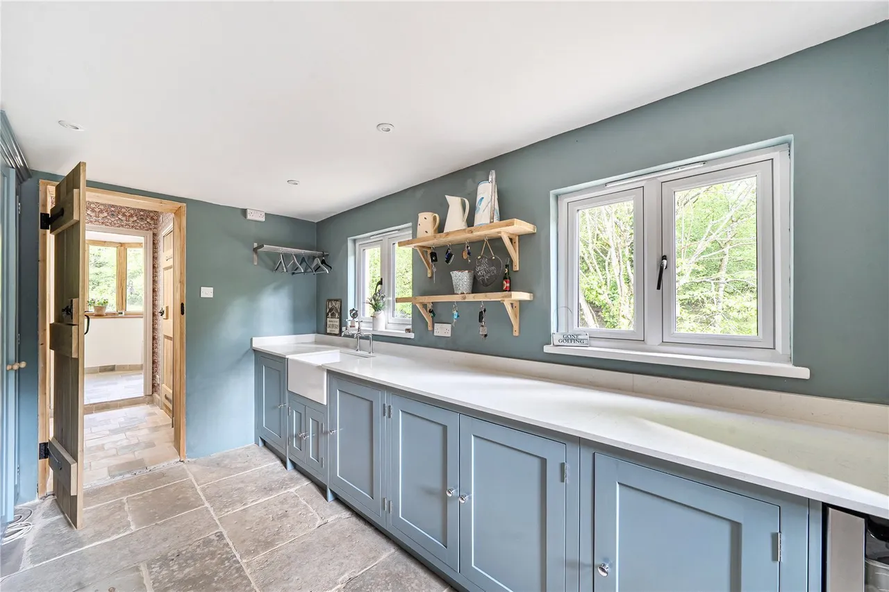 Brickyard Lane, Corfe Mullen, BH21, photo 9