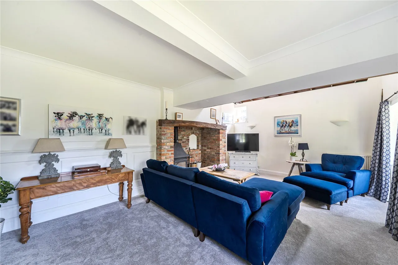 Brickyard Lane, Corfe Mullen, BH21, photo 2