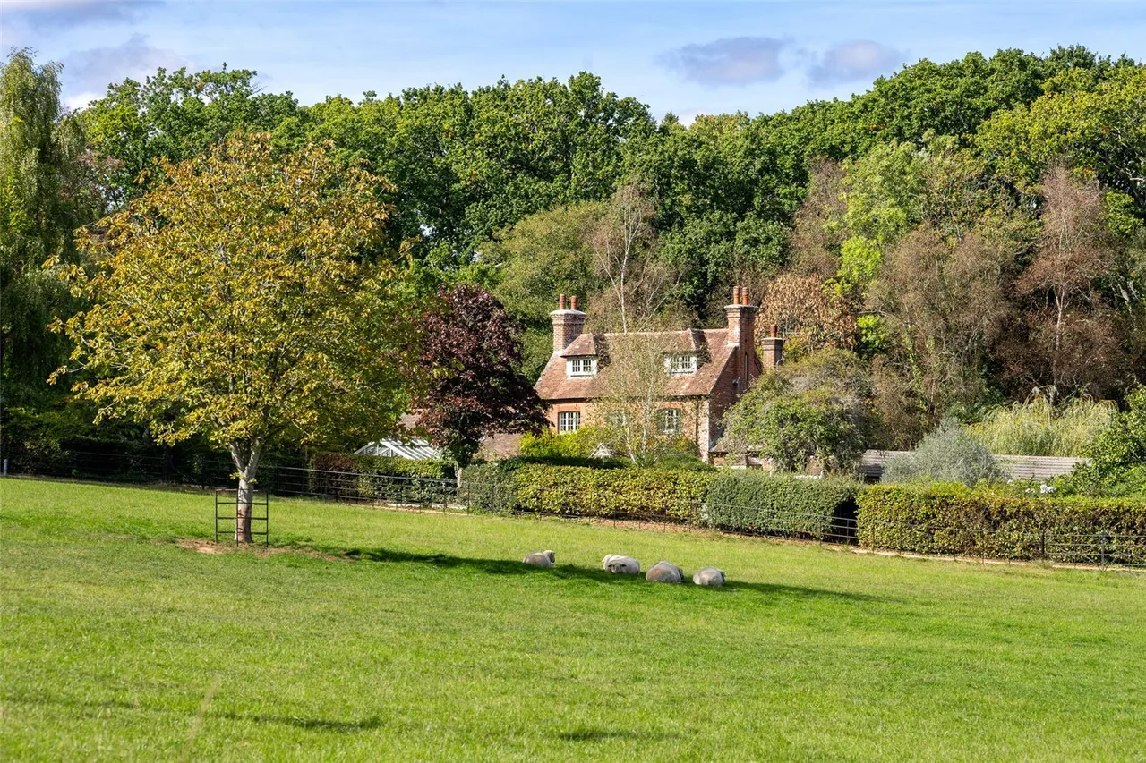 Brickyard Lane, Corfe Mullen, BH21, photo 30
