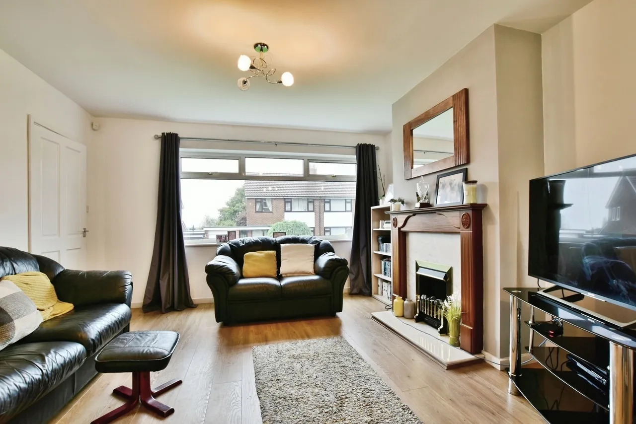 Bowfell Drive, Stockport, SK6, photo 11