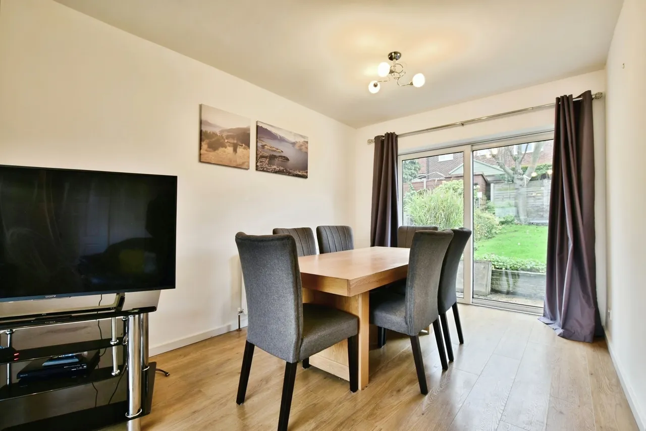 Bowfell Drive, Stockport, SK6, photo 5