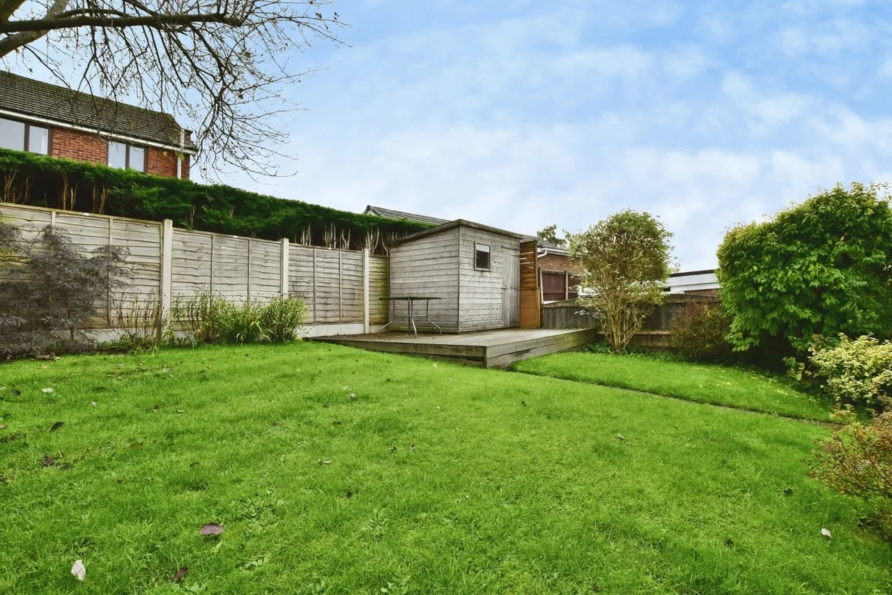 Bowfell Drive, Stockport, SK6, photo 4
