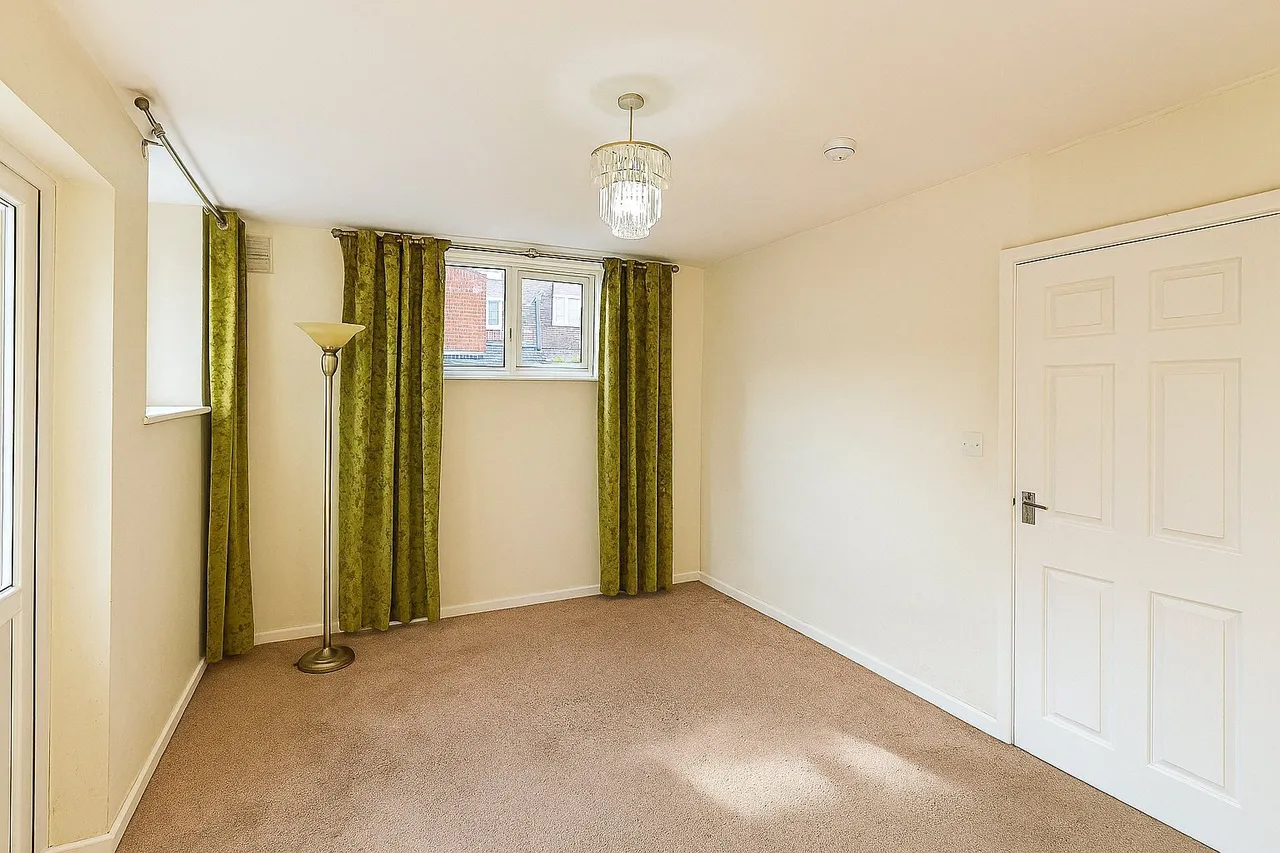 St. Albans Road, Lytham St Annes, FY8, photo 32