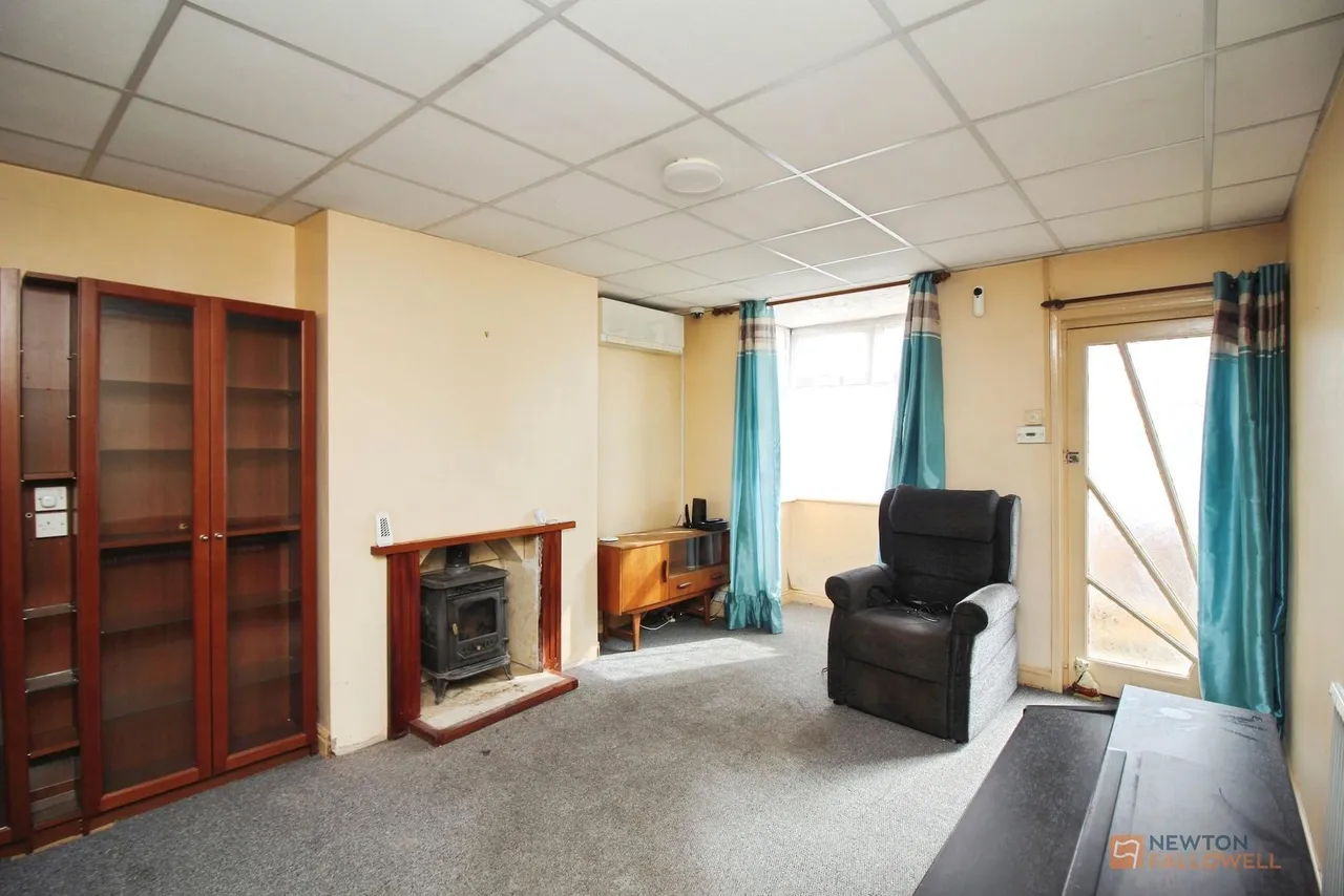 Mostyn Avenue, Syston, LE7, photo 6
