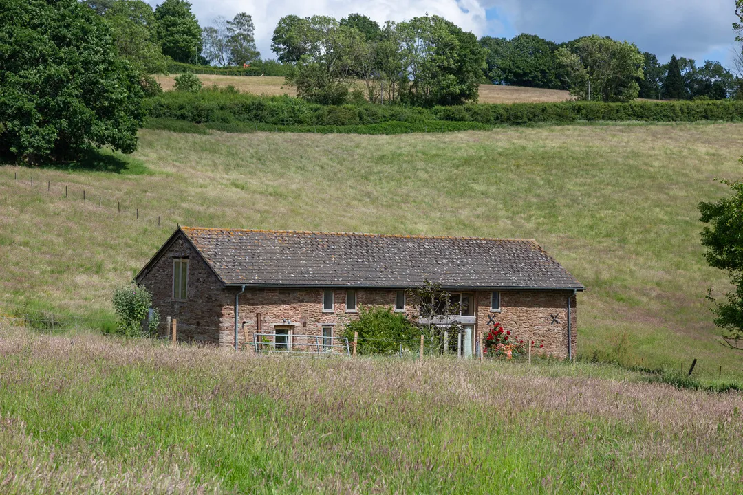 4 bed house for sale — Detached Barn with 3.5 Acres, Ross-On-Wye