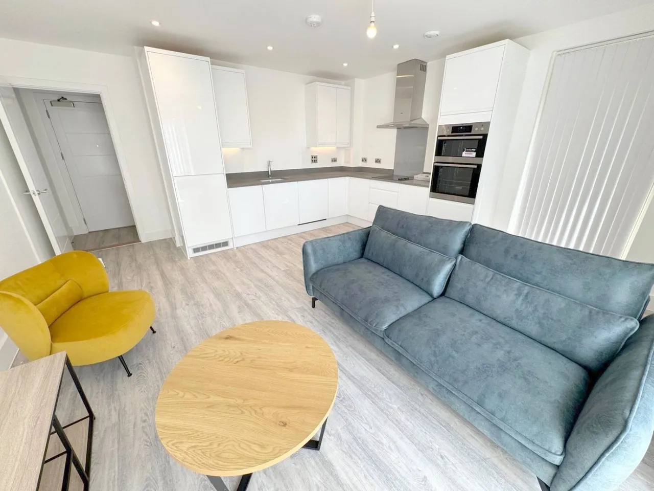 India Way, London, NW7, photo 6