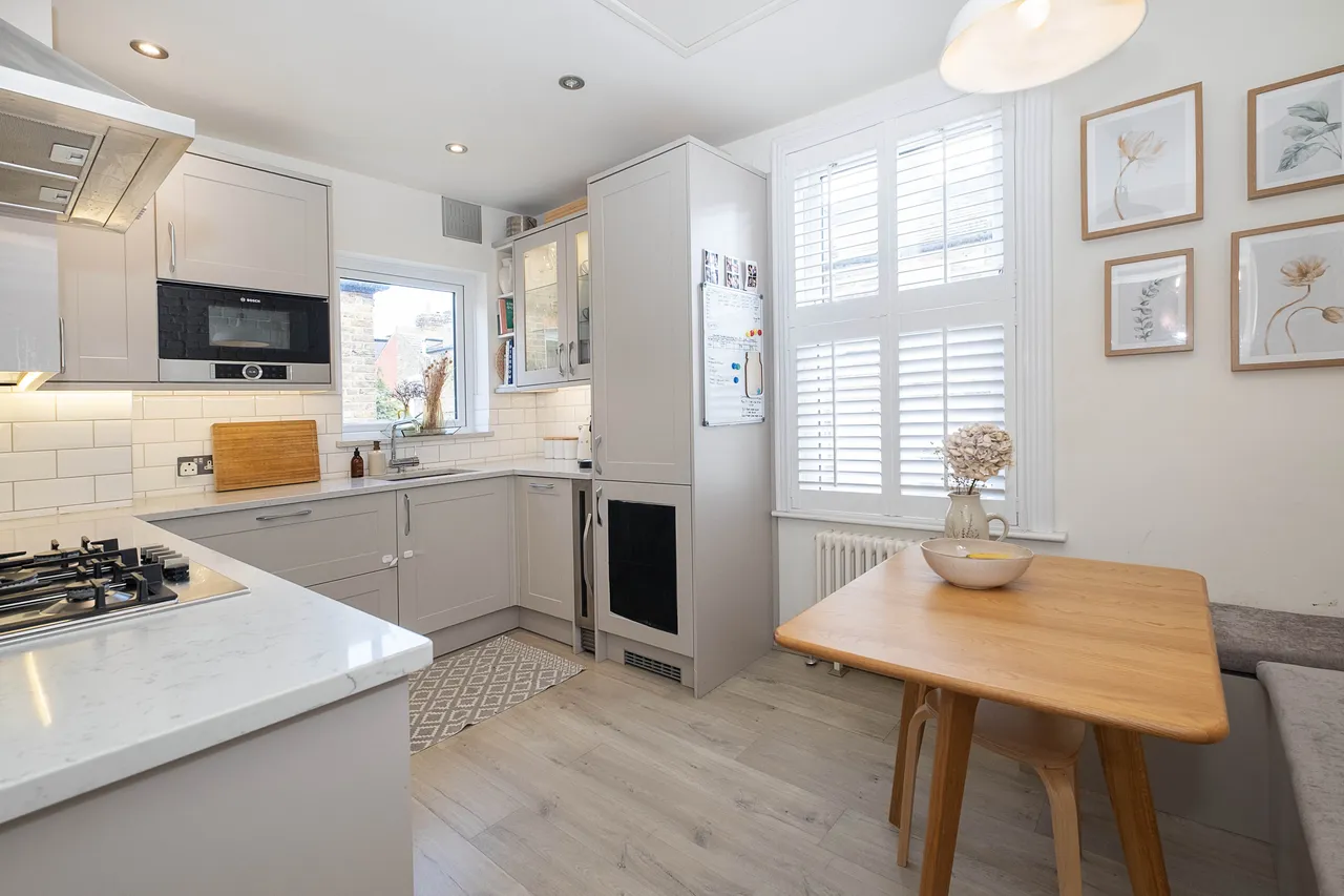 Daphne Street, London, SW18, photo 4