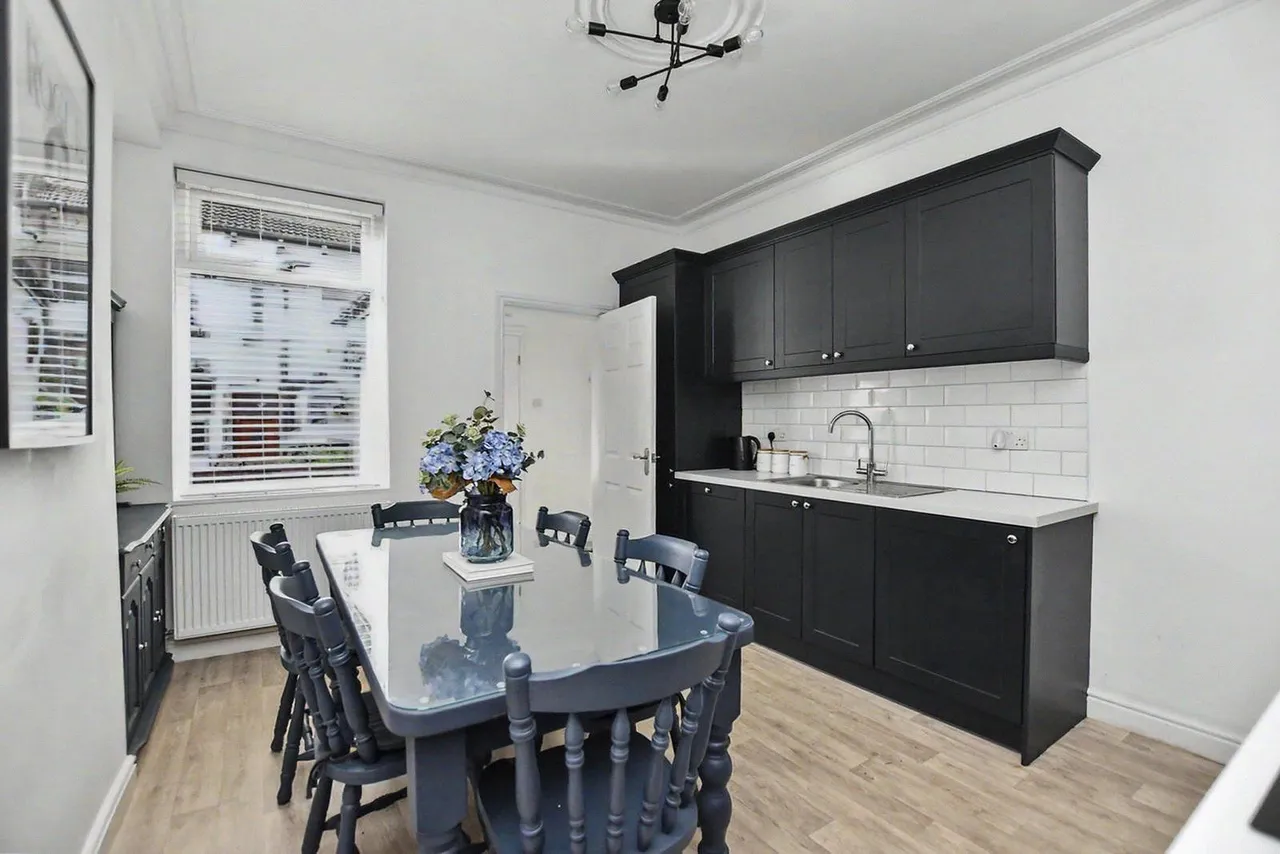 Ecclesburn Road, Leeds, LS9, photo 12