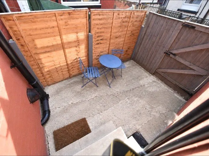 Ecclesburn Road, Leeds, LS9, photo 17