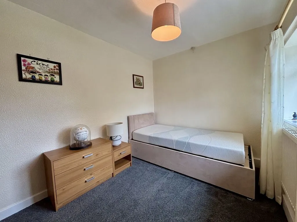 For SaleWindsor Avenue, Adlington, photo 11