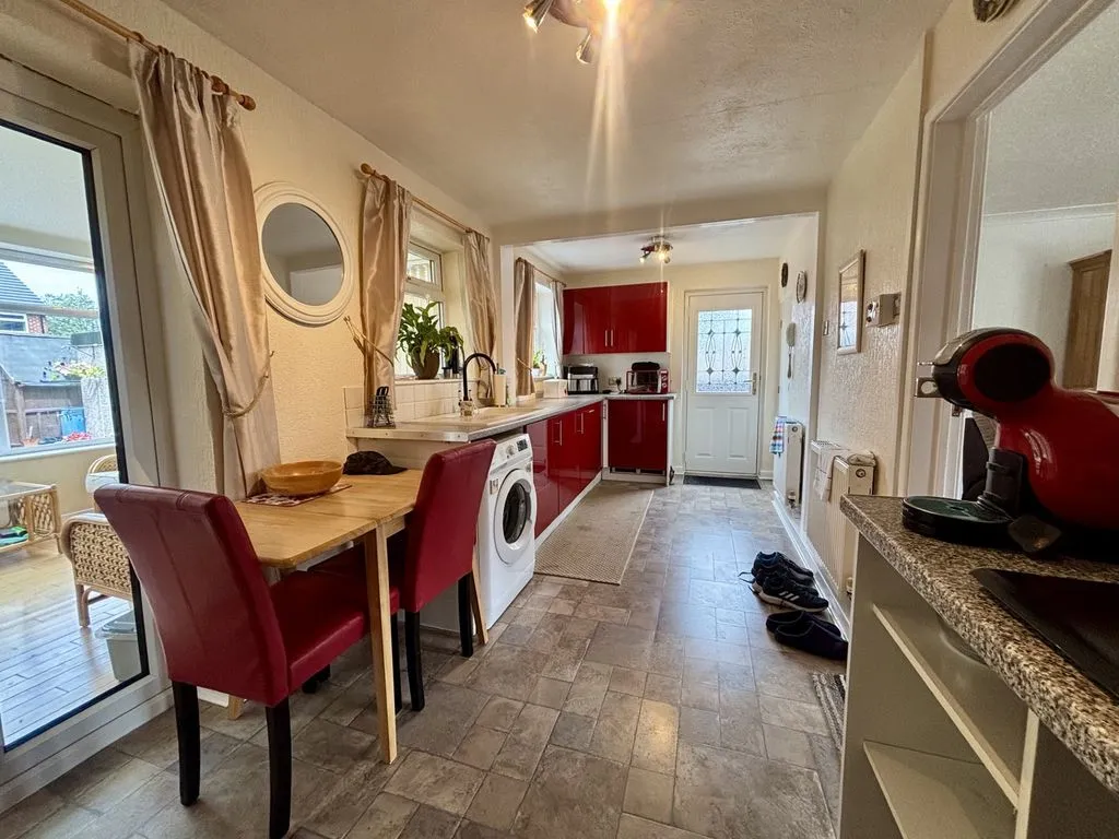 For SaleWindsor Avenue, Adlington, photo 5