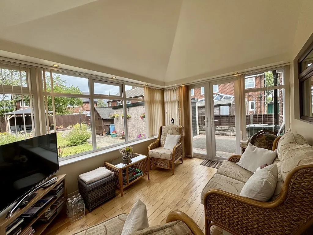 For SaleWindsor Avenue, Adlington, photo 7