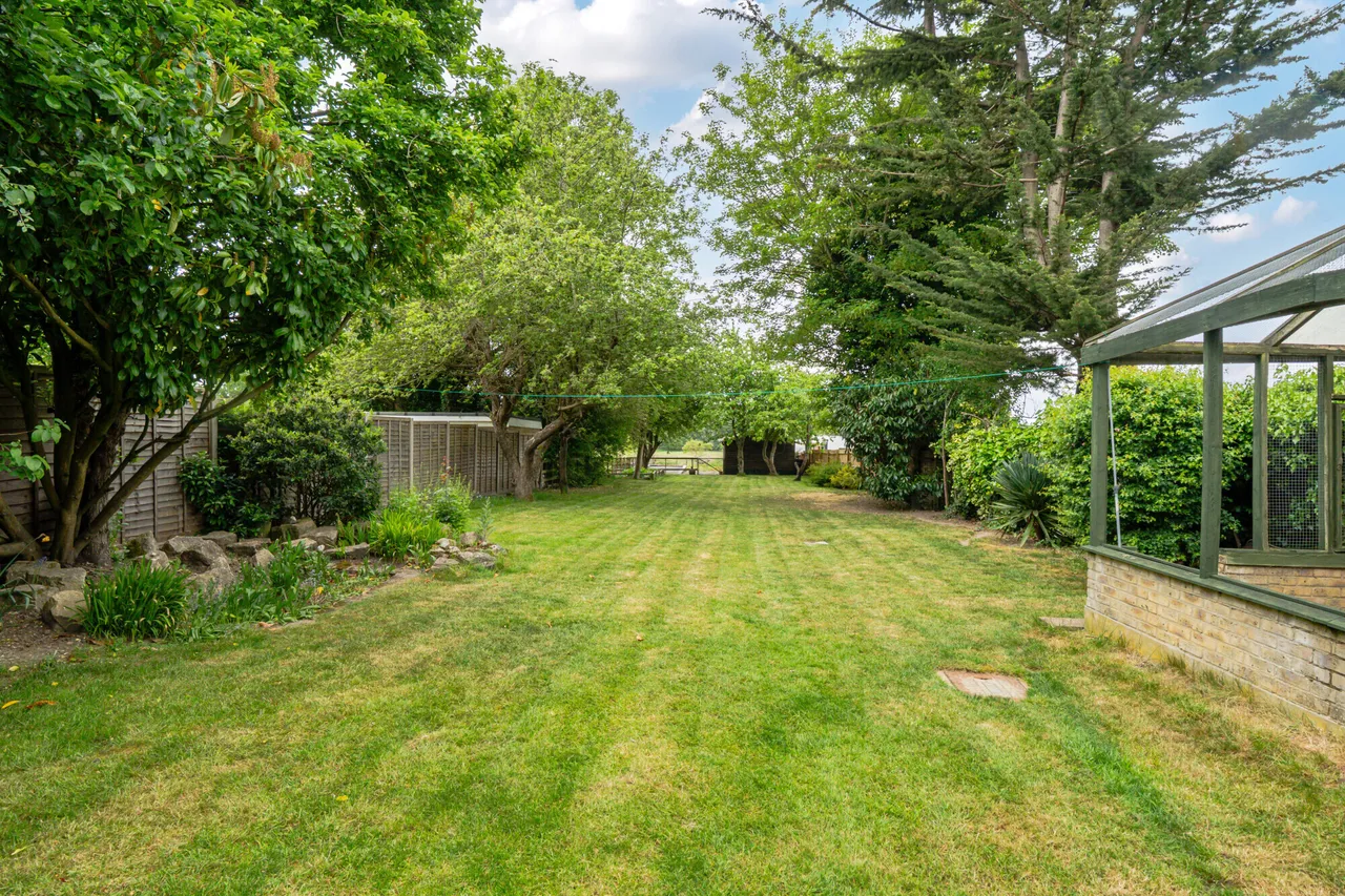 Rowley Lane, Wexham, SL3, photo 8