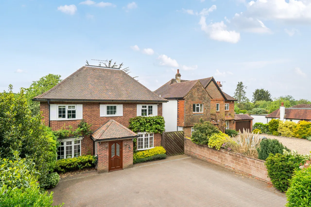 Rowley Lane, Wexham, SL3, photo 9