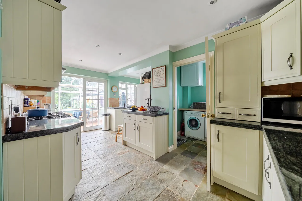 Rowley Lane, Wexham, SL3, photo 4