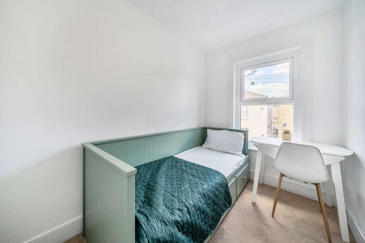 Bedford Road, Ealing, W13, photo 2