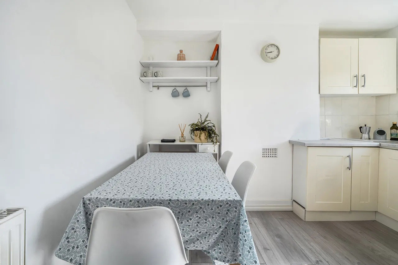 Bedford Road, Ealing, W13, photo 16
