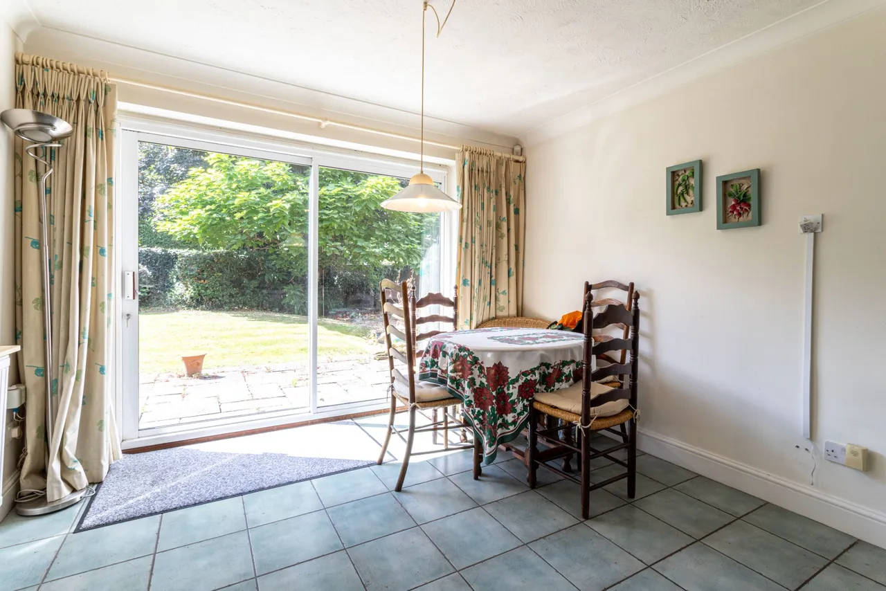 Tylers Gate Alton Road, South Warnborough, Hook, RG29 1RP, photo 9