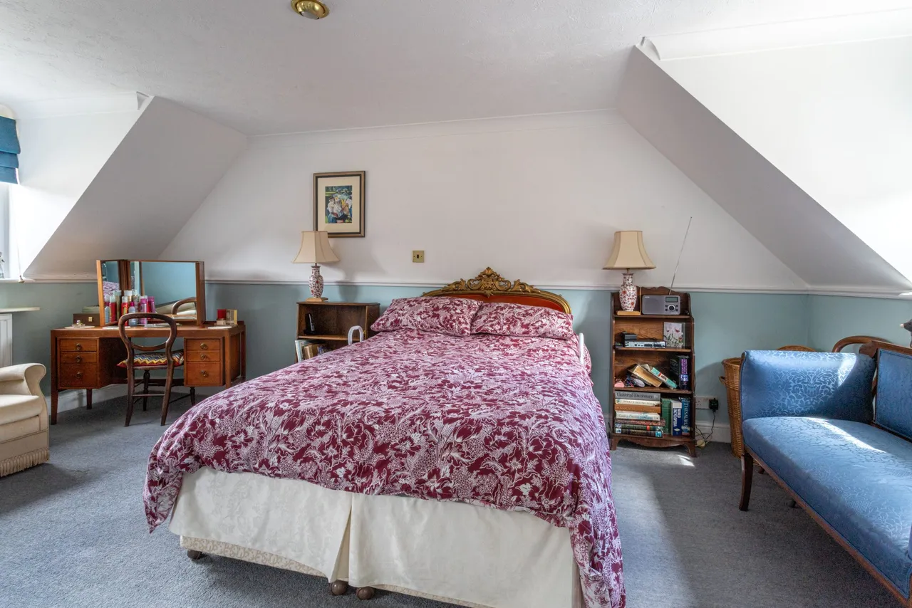 Tylers Gate Alton Road, South Warnborough, Hook, RG29 1RP, photo 11